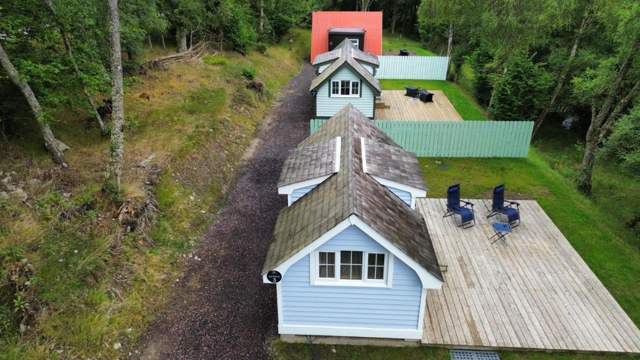 1Lochness Glam Lodges Inverness Luaran gambar